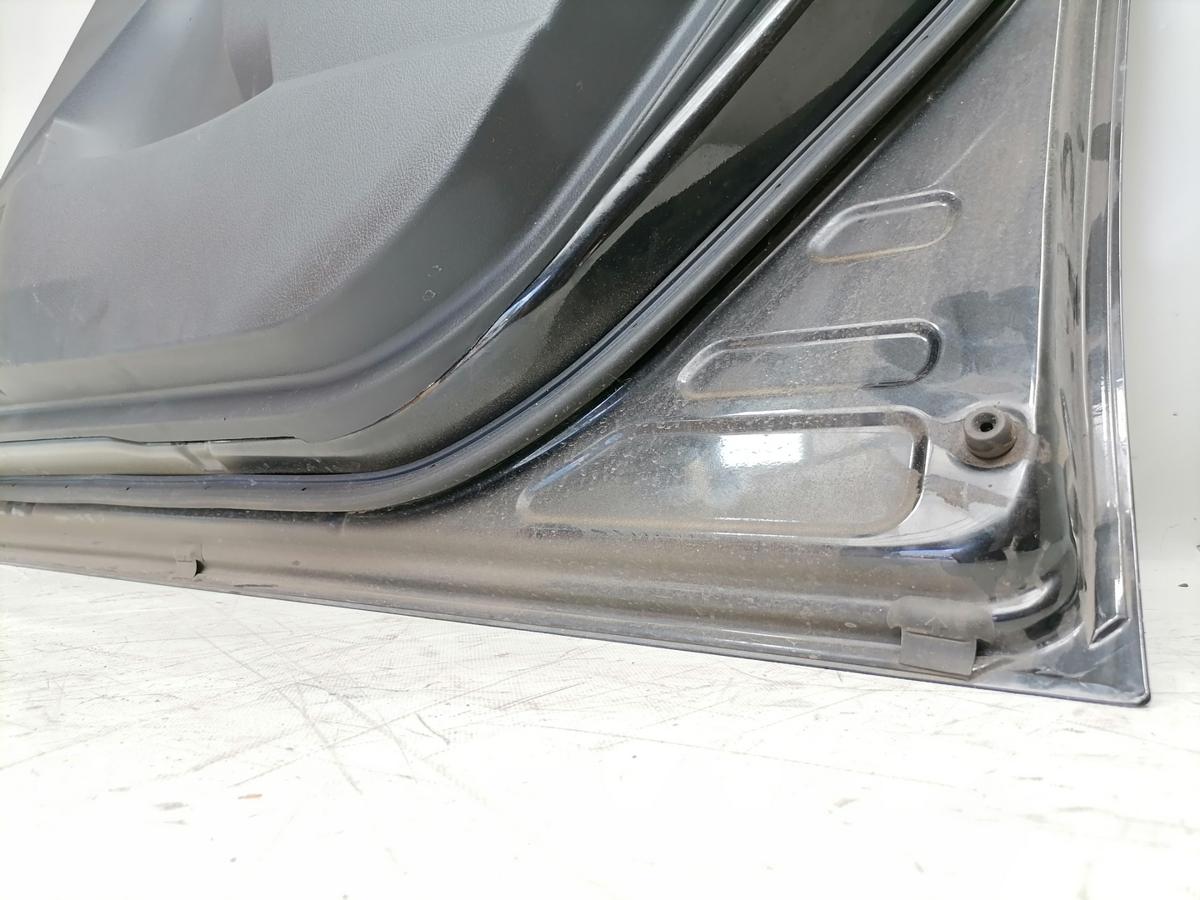 Toyota Auris 2 original T&uuml;r vorn rechts 209 Schwarz Flie&szlig;heck Bj.2018